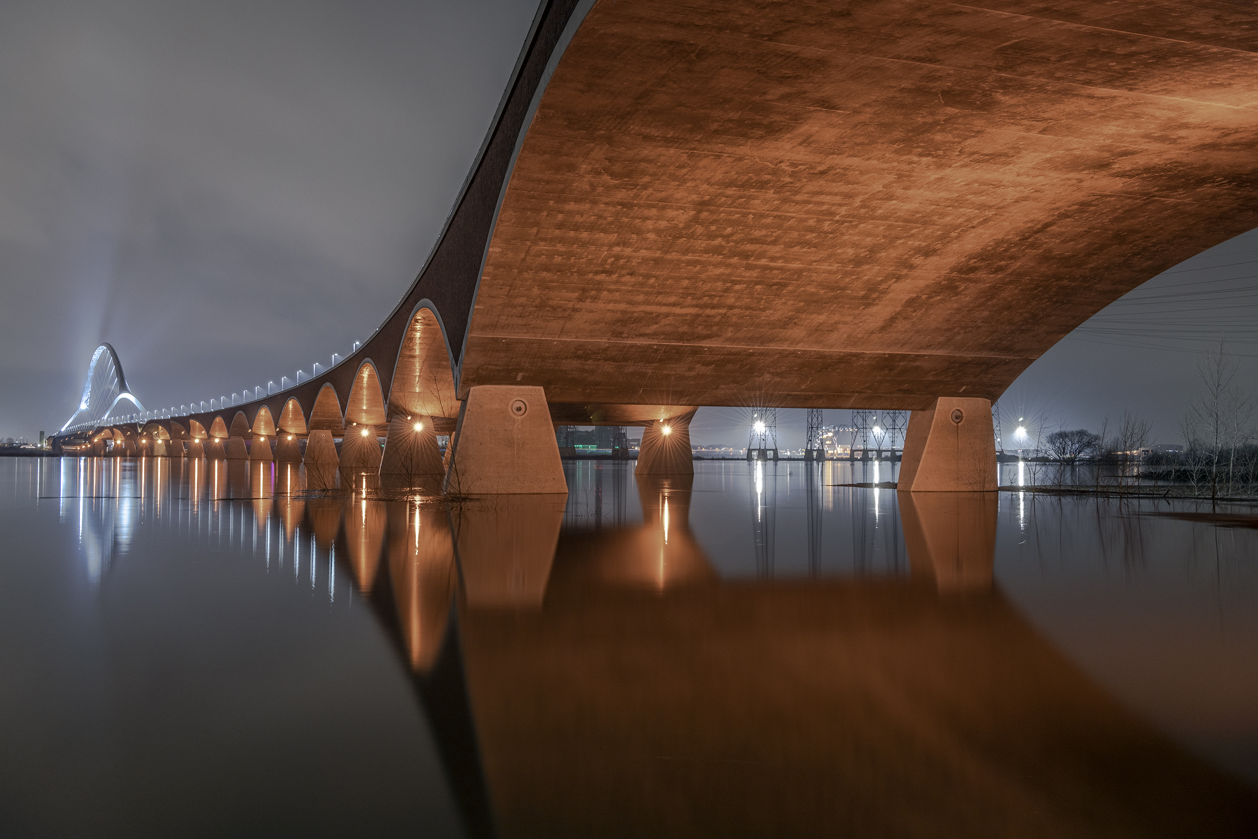 Bridge called 'De Oversteek' (Nijmegen, The Netherlands)